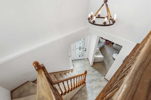 188 Christie Park Hill Sw, Calgary, AB - Indoor Photo Showing Other Room