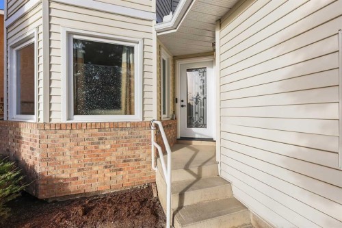 188 Christie Park Hill Sw, Calgary, AB - Outdoor With Exterior