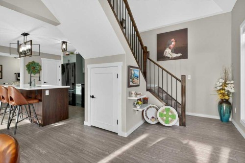 305-141 Mountain Street, Cochrane, AB - Indoor