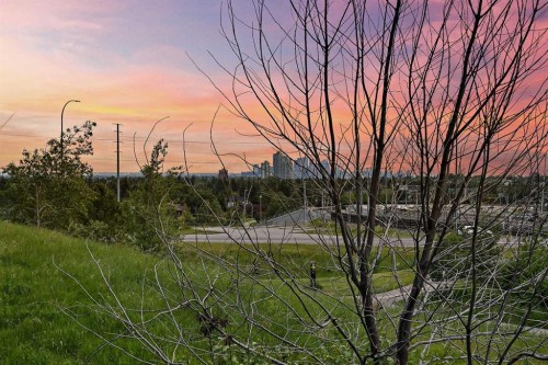 1-5616 14 Avenue Sw, Calgary, AB - Outdoor With View