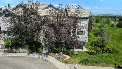 1-5616 14 Avenue Sw, Calgary, AB - Outdoor