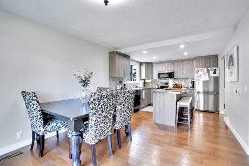 103 Castlebury Way Ne, Calgary, AB - Indoor