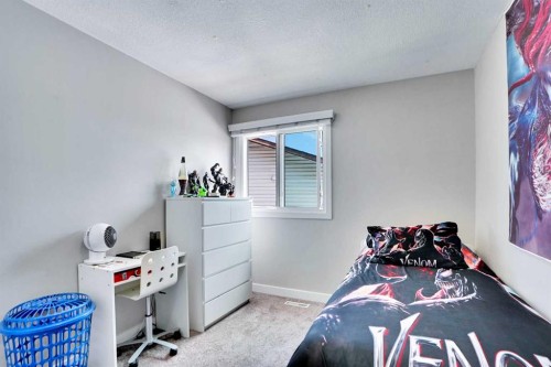 103 Castlebury Way Ne, Calgary, AB - Indoor Photo Showing Bedroom