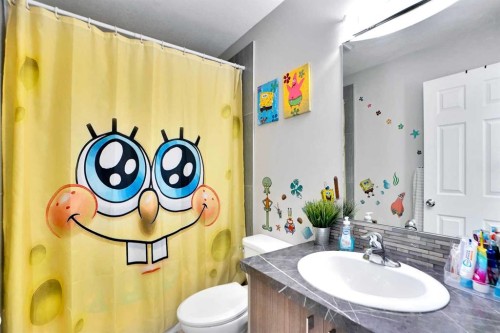 103 Castlebury Way Ne, Calgary, AB - Indoor Photo Showing Bathroom