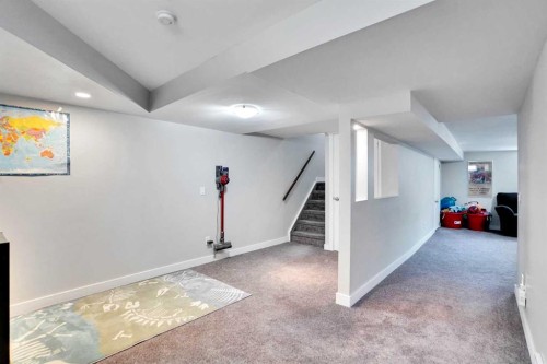 103 Castlebury Way Ne, Calgary, AB - Indoor Photo Showing Other Room