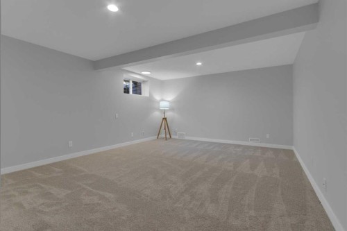 39 Midpark Close Se, Calgary, AB - Indoor Photo Showing Other Room