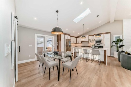 959 Lake Arrow Way Se, Calgary, AB - Indoor