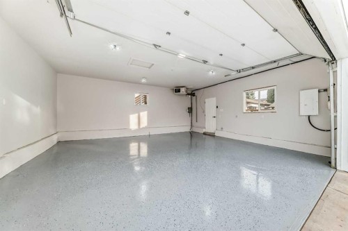 959 Lake Arrow Way Se, Calgary, AB - Indoor