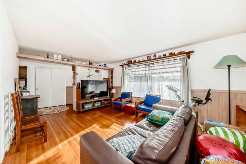 4508 Vandergrift Crescent Nw, Calgary, AB - Indoor