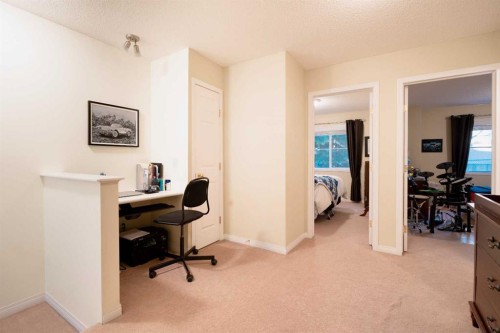 24 Hidden Creek Rise Nw, Calgary, AB - Indoor