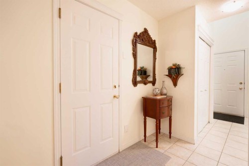 24 Hidden Creek Rise Nw, Calgary, AB - Indoor Photo Showing Other Room