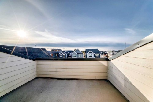 12 West Grove Link Sw, Calgary, AB - Outdoor