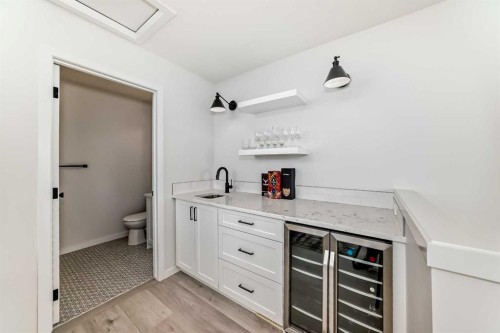 12 West Grove Link Sw, Calgary, AB - Indoor