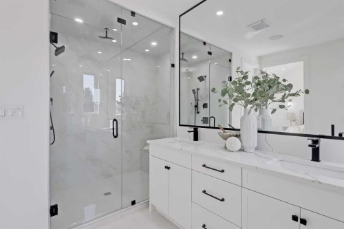 3110 14 Avenue Sw, Calgary, AB - Indoor Photo Showing Other Room