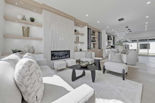 3110 14 Avenue Sw, Calgary, AB - Indoor Photo Showing Living Room With Fireplace