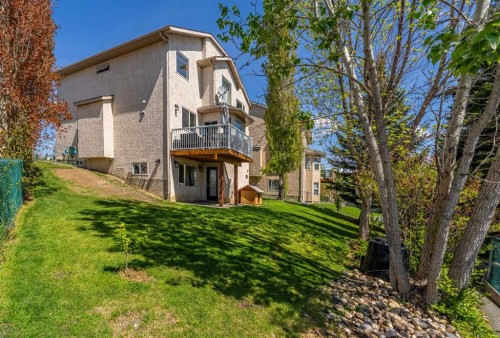 648 Scimitar Bay Nw, Calgary, AB - Outdoor