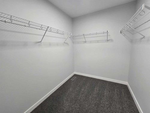 512 Baywater Manor Sw, Airdrie, AB - Indoor With Storage