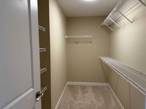 63 Sunrise Heath, Cochrane, AB 