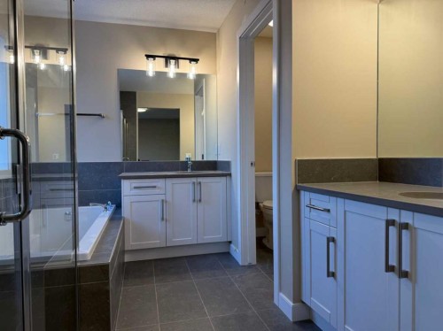 63 Sunrise Heath, Cochrane, AB 