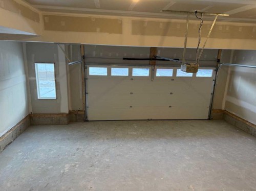 63 Sunrise Heath, Cochrane, AB 