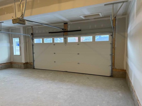 63 Sunrise Heath, Cochrane, AB 