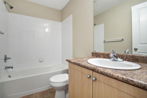 1308-333 Taravista Drive Ne, Calgary, AB - Indoor Photo Showing Bathroom