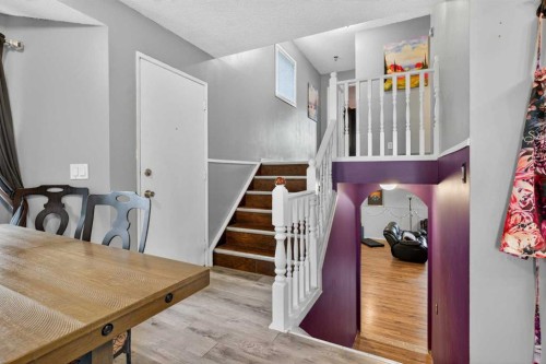 20 Martinview Road Ne, Calgary, AB - Indoor