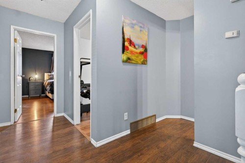 20 Martinview Road Ne, Calgary, AB - Indoor Photo Showing Other Room