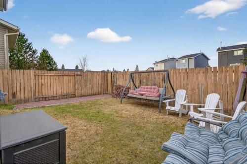 20 Martinview Road Ne, Calgary, AB - Outdoor