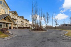 313-7 Harvest Gold Manor NE Calgary, AB T3K 4Y3