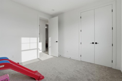 49 Waterford Crescent, Chestermere, AB - Indoor Photo Showing Other Room