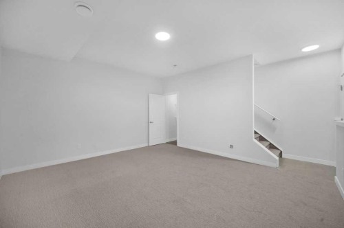 214 Corner Meadows Square, Calgary, AB - Indoor Photo Showing Other Room