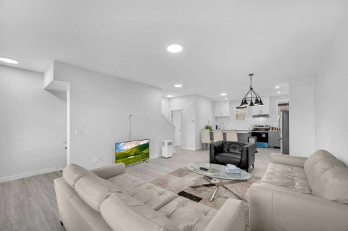 214 Corner Meadows Square, Calgary, AB - Indoor Photo Showing Living Room