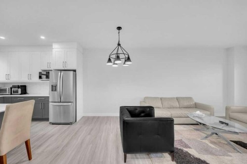 214 Corner Meadows Square, Calgary, AB - Indoor