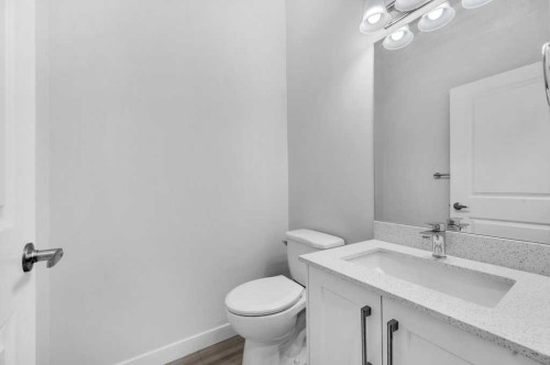 214 Corner Meadows Square, Calgary, AB - Indoor Photo Showing Bathroom