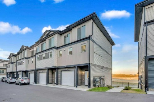 214 Corner Meadows Square, Calgary, AB - Outdoor