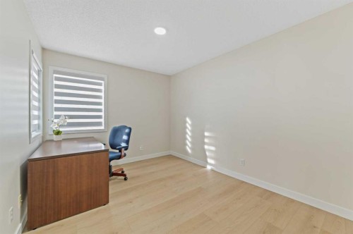 22 Sandarac Circle Nw, Calgary, AB - Indoor Photo Showing Office