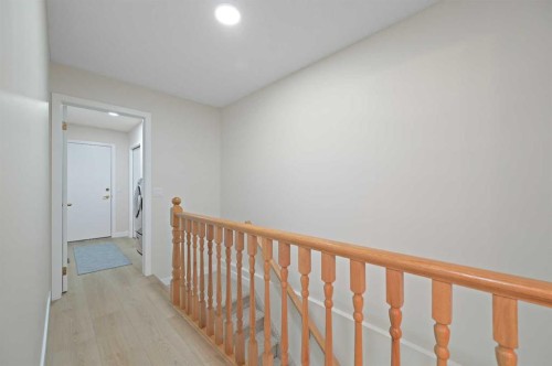 22 Sandarac Circle Nw, Calgary, AB - Indoor Photo Showing Other Room