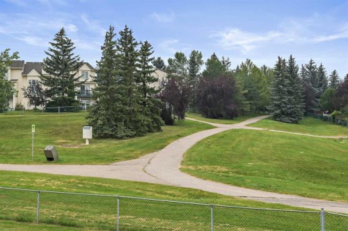 22 Sandarac Circle Nw, Calgary, AB - Outdoor