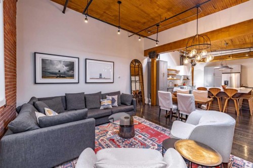 505-535 10 Avenue Sw, Calgary, AB - Indoor Photo Showing Living Room