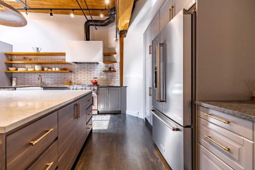 505-535 10 Avenue Sw, Calgary, AB - Indoor Photo Showing Kitchen