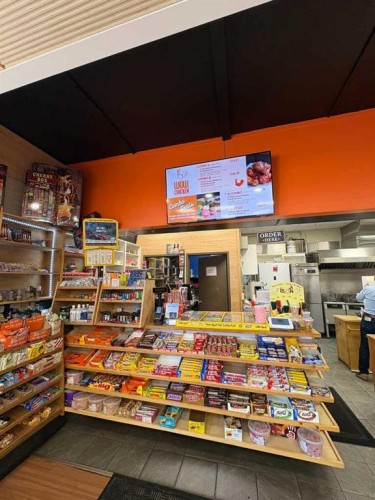 0002 2A Highway, Ponoka, AB 