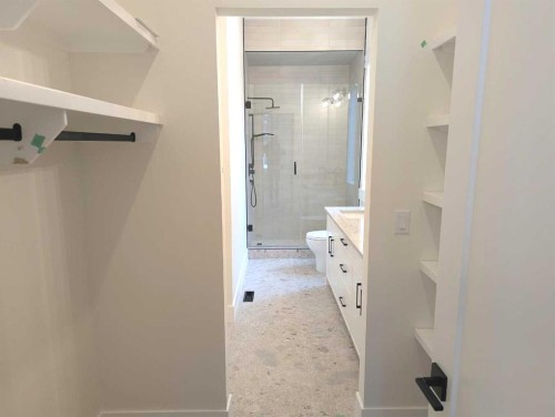 320 15 Street Nw, Calgary, AB - Indoor