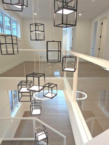 320 15 Street Nw, Calgary, AB - Indoor