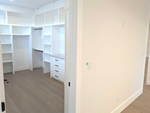 320 15 Street Nw, Calgary, AB - Indoor