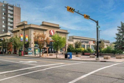 320 15 Street Nw, Calgary, AB - Outdoor