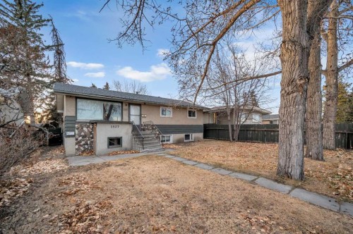 1527 52 Street Se, Calgary, AB - Outdoor