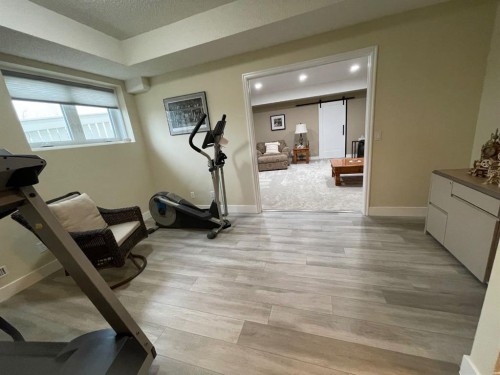 2 Richelieu Court Sw, Calgary, AB - Indoor Photo Showing Gym Room