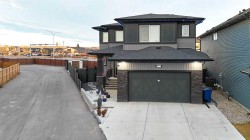 1153 Chinook Gate Bay SW Airdrie, AB T4B 5J1