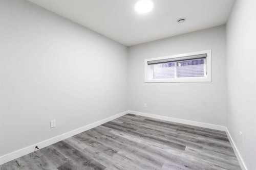 1153 Chinook Gate Bay Sw, Airdrie, AB - Indoor Photo Showing Other Room
